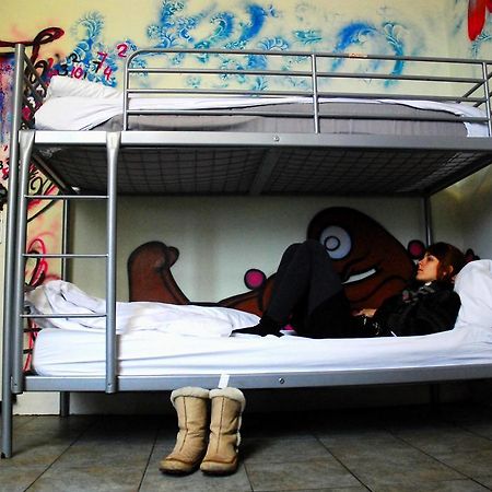 Bob'S Youth Hostel Amsterdam Room photo